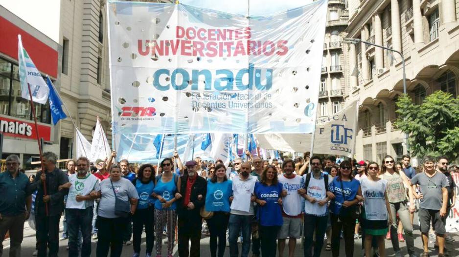 Frente al inminente riesgo de cierre de las universidades públicas, CONADU profundiza su plan de lucha