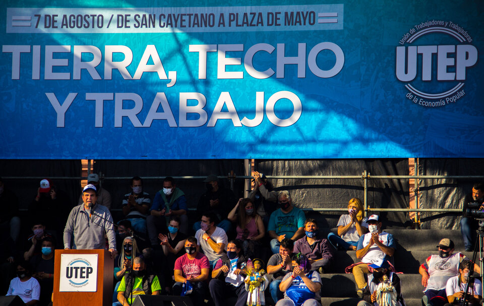 Marcha Tierra, Techo y Trabajo desde San Cayetan