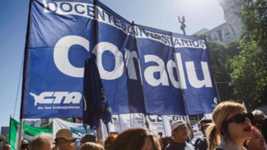 CONADU impulsa “Carpas por la Universidad y la Soberanía” y prepara una nueva Marcha Federal Universitaria 