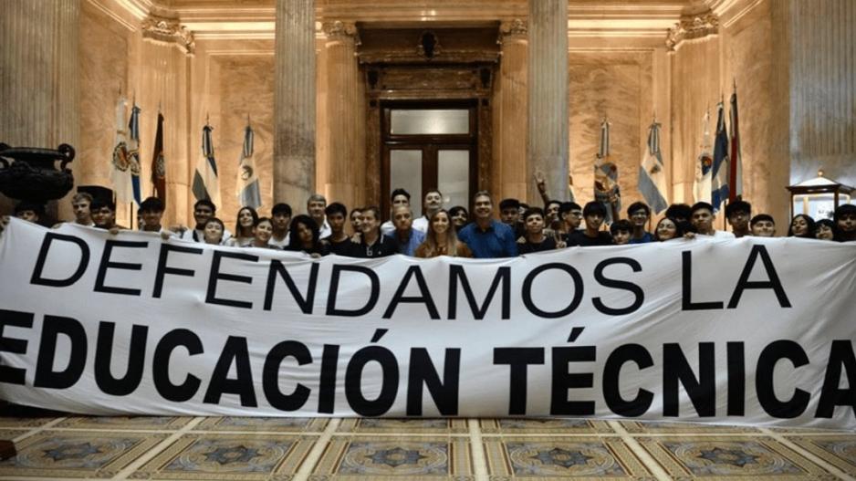 Educación técnica: la Justicia habilita un amparo colectivo contra el recorte del Presupuesto 2026 Educación técnica: la Justicia habilita un amparo colectivo contra el recorte del Presupuesto 2026