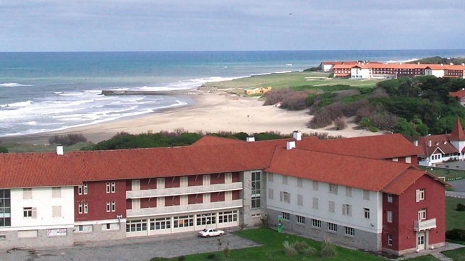 Ordenan desalojar a trabajadores que habitan el complejo de Chapadmalal