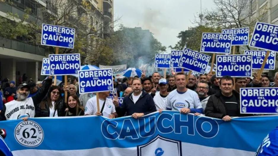 Caucho en conflicto: trabajadores se declaran en alerta por salarios y advierten con profundizar medidas Caucho en conflicto: trabajadores se declaran en alerta por salarios y advierten con profundizar medidas